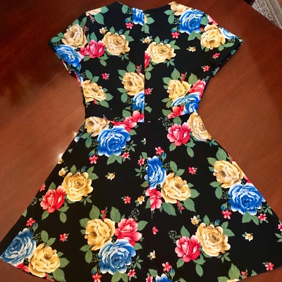 Forever 21 Floral Print Dress - Picture 5 of 6